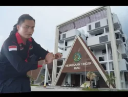 Laporan Dugaan Korupsi Pembangunan USB SMA Negeri 19 Pekanbaru APBD T.A 2023 Rp. 2.164.093.655,78 Diduga Lenyap Dimeja Oknum Penyidik, Humas Team LIBAS Pertanyakan integritas Kejati Riau