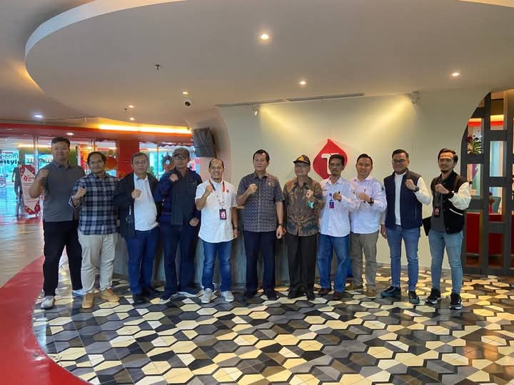 Wabu Nias Utara dan Diskominfo dan Pimpinan Telkomsel Gelar Audiensi 