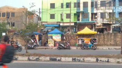 Jalan Trotoar di Depan SMPN 6 Sungai Panas Dinilai Menutupi Pejalan Kaki