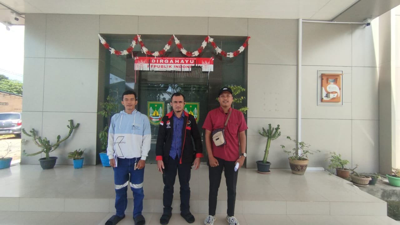 Pekerja Carefastindo Batam Mengadu ke Disnaker: "Hak Kami Harus Dibayar!"