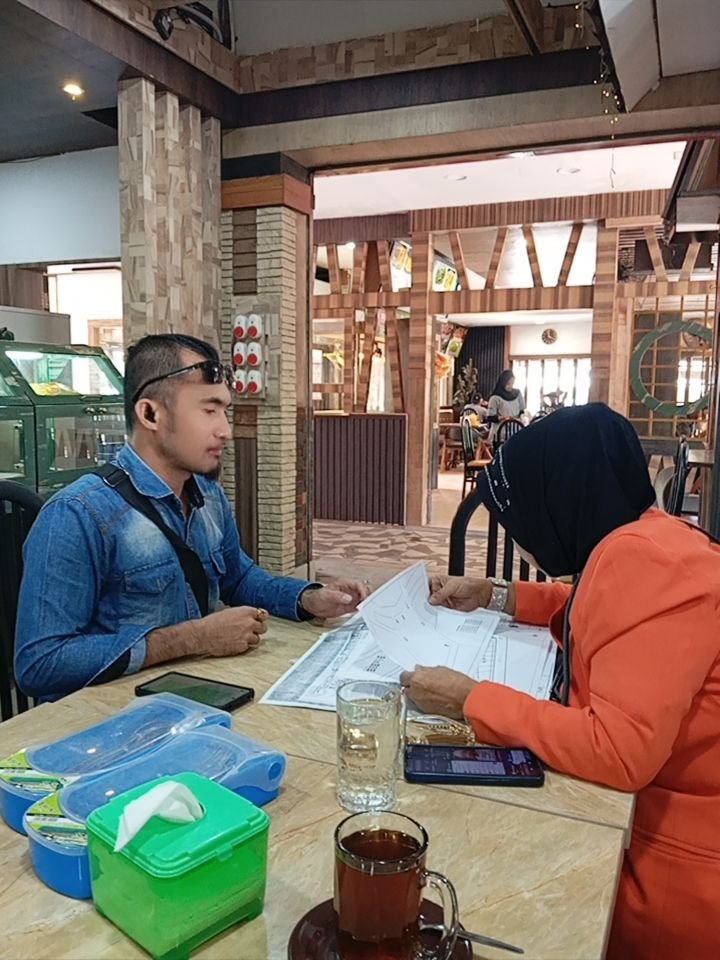 Ketua LBH CCI Batam Bersama Sekretaris Serahkan Surat Permohonan Penerbitan UWTO