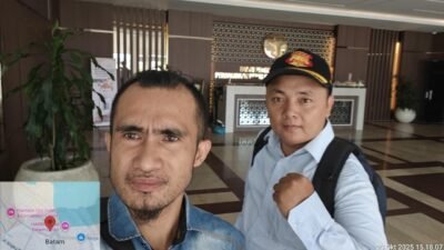 Ketua LBH CCI Batam Bersama Sekretaris Serahkan Surat Permohonan Penerbitan UWTO