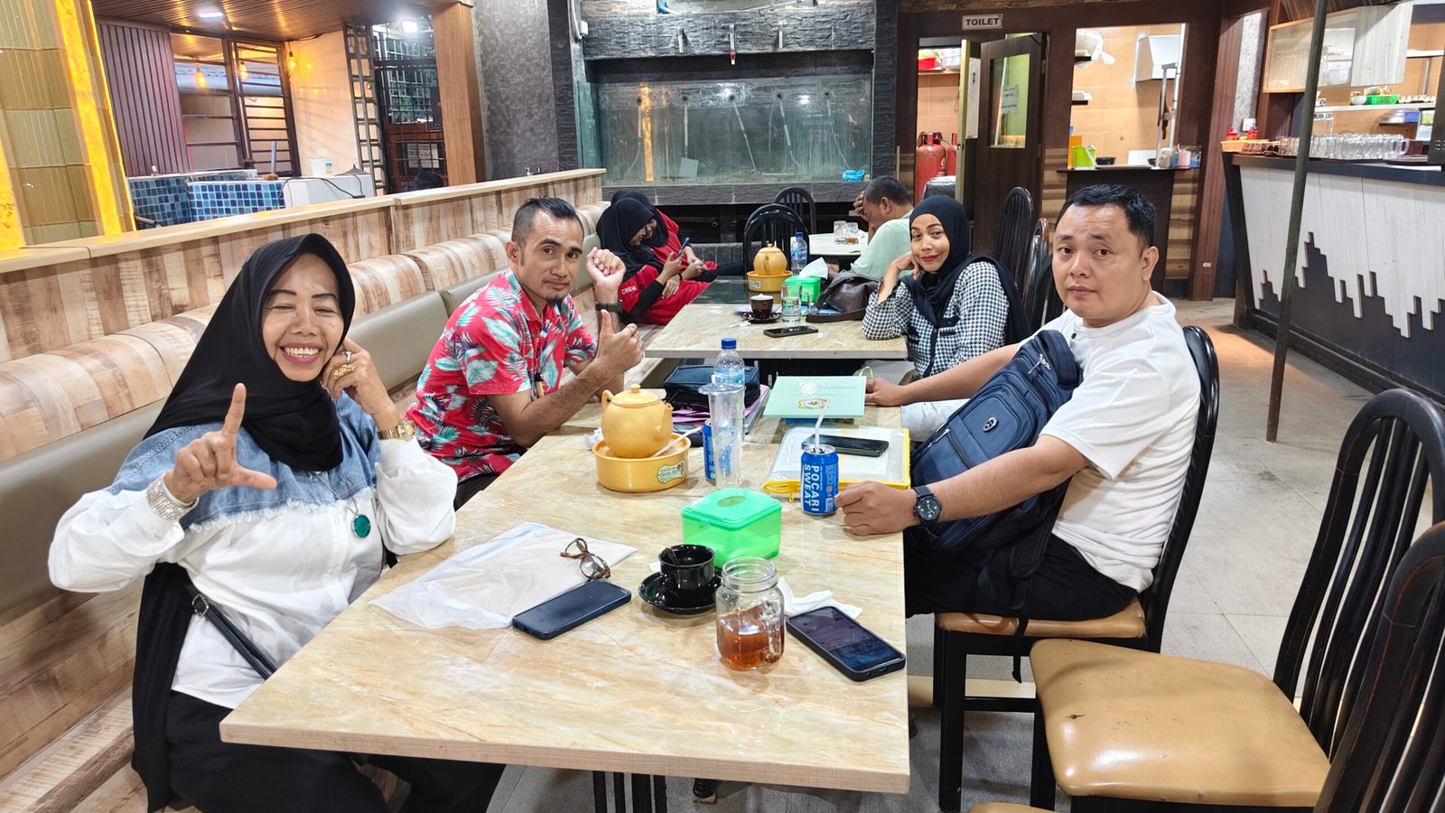 Erma Yanti Resmi Serahkan Surat Kuasa kepada Ketua LBH CCI Kota Batam untuk Pendampingan Pengurusan UWTO di BP Batam