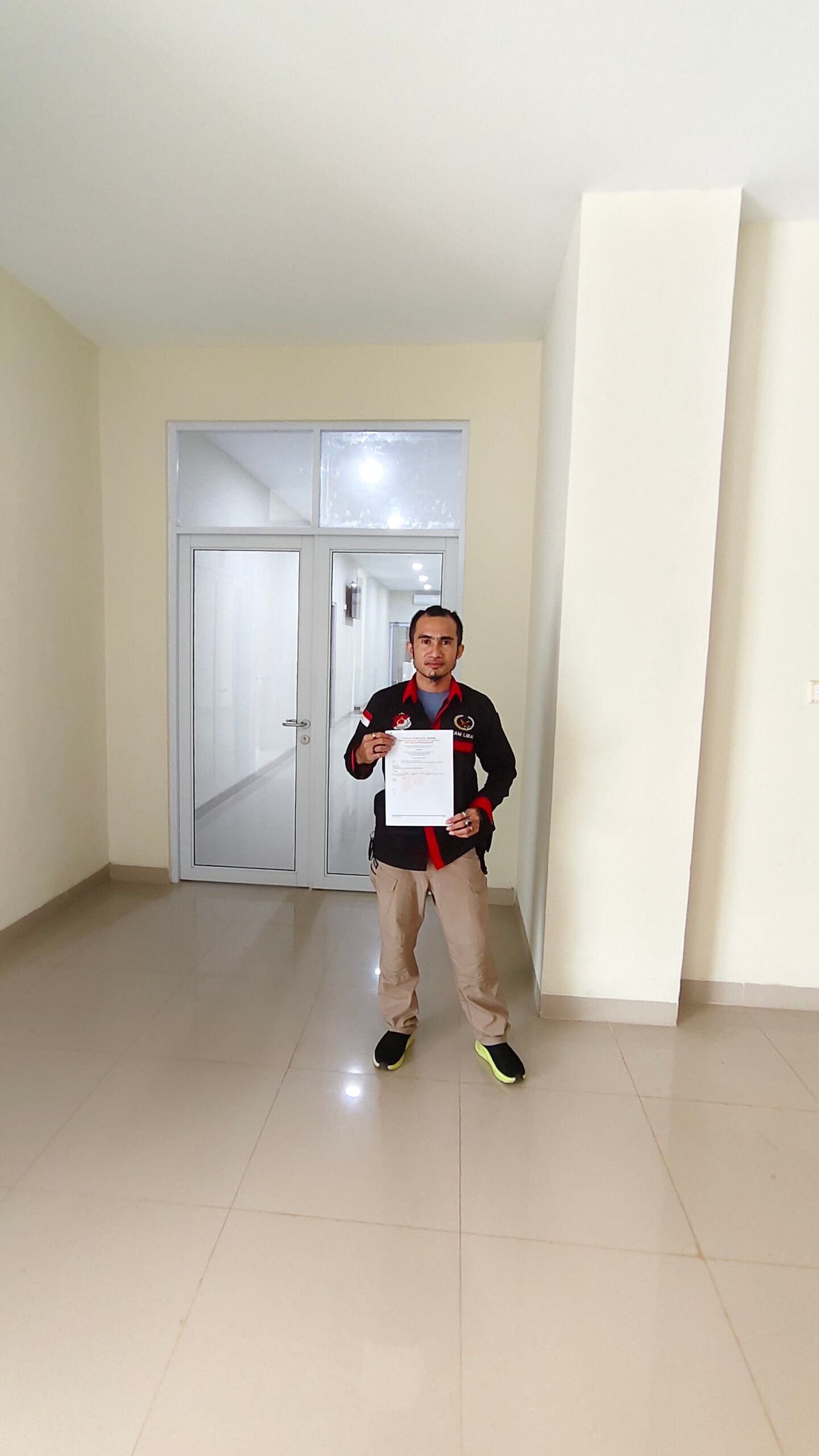 Team LIBAS Kepri Serahkan Laporan ke Direskrimsus Polda Kepri atas Adanya Dugaan Pembuangan Limbah B3 di Batu Aji