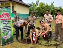Sinergi Polsek Merbau Besama Pramuka Tanam Pohon Dalam Progran Green Policing