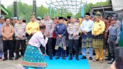 Bupati Asmar Bersama Kapolda Riau Susur Sungai Bokor dalam Silaturahmi Pemangku Adat