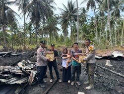 Polsek Rangsang Salurkan 2 Peket Sembako Musibah Kebakaran Rumah