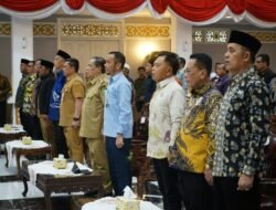 Bupati Asmar Hadiri Penyerahan Laporan BPKP di Pekanbaru, Soroti IPM dan Keterbatasan Tenaga Kesehatan di Meranti