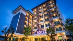 Hotel Biak: Bangkitkan Korban Bom dengan Sembako dan Lapangan Kerja