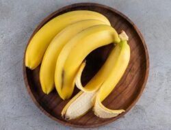10 Buah Cepat Busuk: Penyebab Internal & Eksternal