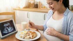 7 Manfaat Protein untuk Ibu Hamil Tua: Lancarkan ASI