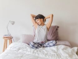 Kuasai Pagi: 6 Kebiasaan Langka Pengendali Diri Unggul