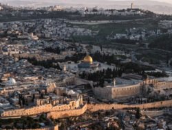 Qatar & RI Kutuk Serangan Israel ke Al-Aqsa