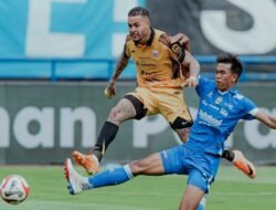 Persib Gagal Rekrut Pemain Asing: PHP, Kabar Bocor, dan 3 Kegagalan