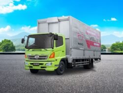 Truk Pasir Terguling, Lumpuhkan Jalan Sayan Ubud