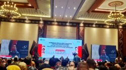 Harapan Besar untuk Revitalisasi SD 2026, Meranti Dorong Peningkatan Sarana dan Prasarana Pendidikan  JAKARTA – Kegiatan Bimbingan Teknis (Bimtek) dan Finalisasi Dokumen Perencanaan Perjanjian Kerja Sama (PKS) Program Revitalisasi Sekolah Dasar Tahun 2026 yang berlangsung pada 22–25 Juli 2026 di Jakarta diharapkan menjadi momentum penting dalam memperkuat pembangunan sarana dan prasarana pendidikan, khususnya di Kabupaten Kepulauan Meranti.  Program yang difasilitasi pemerintah tersebut bertujuan menyempurnakan perencanaan dan pelaksanaan revitalisasi sekolah dasar agar berjalan sesuai ketentuan, tepat sasaran, serta mengedepankan prinsip transparansi dan akuntabilitas.  Melalui kegiatan ini, diharapkan terjalin sinergi yang kuat antara pemerintah pusat, pemerintah daerah, dan seluruh pemangku kepentingan dalam mendukung peningkatan kualitas infrastruktur pendidikan. Kolaborasi tersebut dinilai penting untuk menghadirkan lingkungan belajar yang aman, nyaman, dan layak bagi para peserta didik.  Revitalisasi Sekolah Dasar Tahun 2026 juga diharapkan mampu memperbaiki kondisi sekolah-sekolah yang mengalami kerusakan sedang sehingga proses belajar mengajar dapat berlangsung lebih optimal. Dengan tersedianya fasilitas yang memadai, mutu pendidikan di Kabupaten Kepulauan Meranti diharapkan terus meningkat.  Seluruh pihak diharapkan dapat mengawal pelaksanaan program ini mulai dari tahap perencanaan hingga pelaksanaan di lapangan agar berjalan sesuai ketentuan dan memberikan manfaat nyata bagi masyarakat.  Program Revitalisasi Sekolah Dasar Tahun 2026 menjadi salah satu upaya pemerintah dalam memperkuat kualitas layanan pendidikan melalui penyediaan sarana dan prasarana yang lebih baik, sebagai bagian dari komitmen mewujudkan pendidikan yang maju, merata, dan berkelanjutan bagi generasi penerus bangsa.