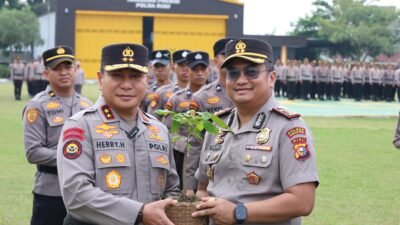 133 Personel Berprestasi Diguyur Penghargaan, Kapolda Riau: Bangun Kepercayaan Publik dengan Karya Nyata
